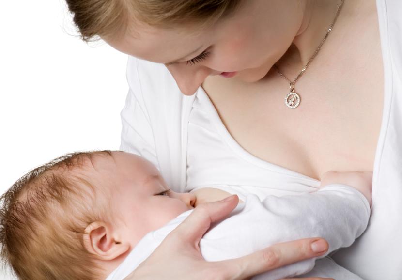 Should Nursing Mothers Drink Filtered Water?